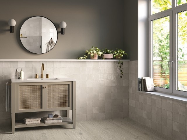 an example of mindful minimalism showing a modern bathroom featuring and Zellige Pearl tiles from Porcelain Superstore
