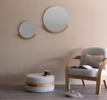 tom raffield mirror in lifestyle setting