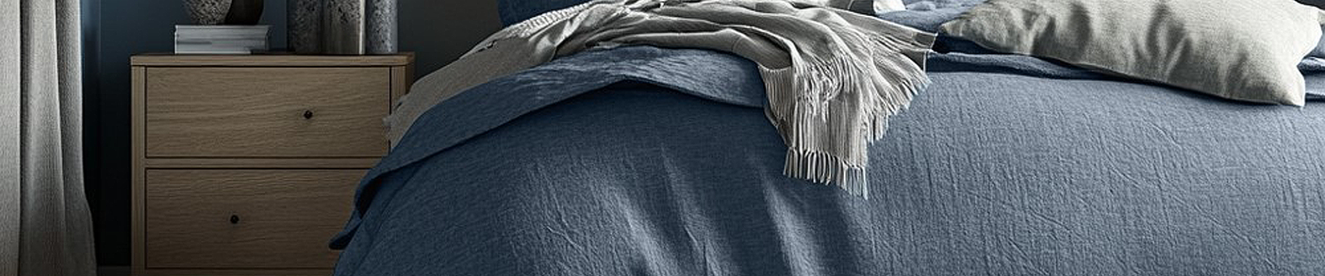 This bedding ensemble epitomises the beauty of simplicity. The rich, natural hues and textured fabric create a serene and inviting atmosphere, perfect for unwinding after a long day