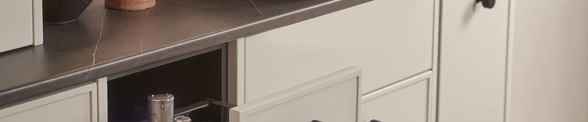 Maximise storage space with fitted furniture - the Elan range from Roper Rhodes